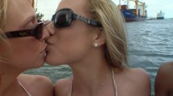 Captura de 'Brittney's All Girl Vacation' nº 22