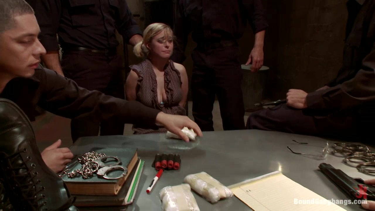 penny pax, ramon nomar and karlo karrera in answer #1913242