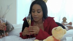 'Girls Love Natural Breasts Vol. 2' screenshot nº 2
