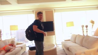 James Deen&#39;s Las Vegas Sex Trip - Escena1 - 1