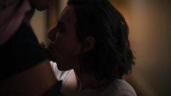 'Shoulders To Cry On' screenshot nº 3