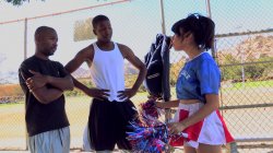 Captura de 'Naughty Cheerleaders 4' nº 44