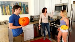 Captura de 'Bratty Sis Vol. 10: Trick or Treat' nº 5
