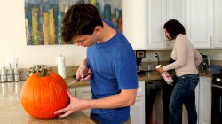 Captura de 'Bratty Sis Vol. 10: Trick or Treat' nº 2