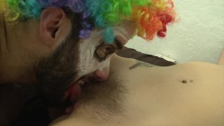 Hardcore Ballbusting Clown Porn - Escena2 - 4