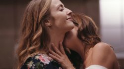 Captura de 'Girls Kissing Girls Vol. 24' nº 125