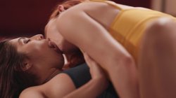 Captura de 'Girls Kissing Girls Vol. 24' nº 14