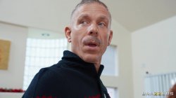 'Bubble Butt Anal Slut 18' screenshot nº 33