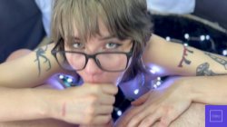'Adalind Gray - Cum Glazed Glasses' screenshot nº 115