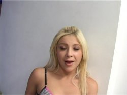 'Blonde Amateur Latina Teen Miel Banged in Her Pussy in Porn Casting' screenshot nº 2