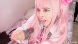Captura de 'Cute Jennie Gives Herself A Mouthpie With A Cumming Dildo' nº 54