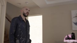 'Horny babe fucks their repair man' screenshot nº 7