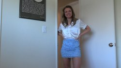 Captura de 'Skinny Dipping With My Teacher' nº 8