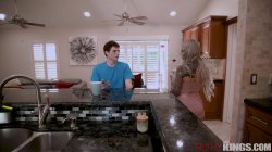 Captura de 'Bossy Horny Stepsis' nº 13