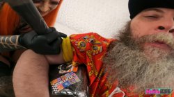 Captura de 'AVN Tattoo Orgy' nº 11