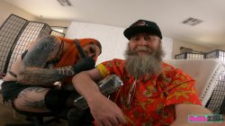 Captura de 'AVN Tattoo Orgy' nº 18