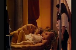 'Centerfold' screenshot nº 79