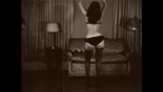 The Exotic Dances Of Bettie Page - Cena6 - 4