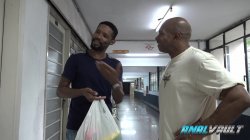 Captura de 'Curvy Latina Soraya Castro Double Penetration and Cumshot on Face' nº 5