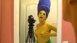Captura de 'Simpsons The XXX Parody: Marge & Homer's Sex Tape!' nº 5