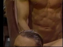 Captura de 'Lifestyles Of The Rich And Sleazy' nº 115