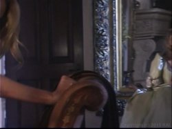 Captura de 'Lifestyles Of The Rich And Sleazy' nº 63