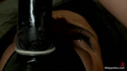 Captura de 'Whipped Ass - Fucking The Warden' nº 83