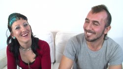 Captura de 'Casting a Spanish Man in Front of a Camera for the First Time with Betty Foxxx' nº 17
