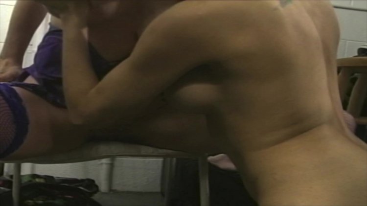 streaming porn video screenshot