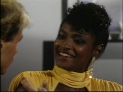 'Tracy Takes Paris' screenshot nº 87