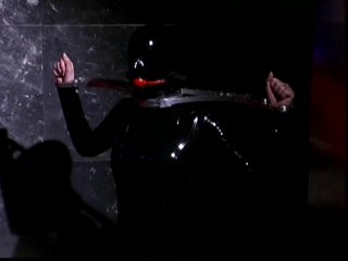 Rubberella: Confined - Escena4 - 2