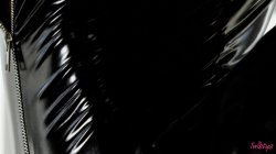 Captura de 'Treat Yourself 2' nº 2