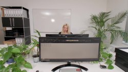 Captura de 'German Secretary Seduces Coworker in the Office and Gets Creampied' nº 4