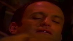 Captura de 'Make Me Feel It' nº 55