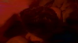 Captura de 'Make Me Feel It' nº 23