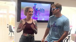 Captura de 'It's A Condom Hunt! Real Life XXX Episode 12: The Colorado Collab House' nº 10