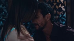 'Father Figure' screenshot nº 20