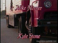 'Topless Truck Stop' screenshot nº 3