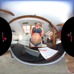 Captura de 'Pregnant Secretary in Pantyhose' nº 20