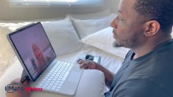 'VR Meta-XXX-Verse Ep9 - Rob Piper Orders Up A VR Sexy Milf' screenshot nº 9