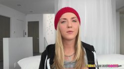 'Teens Love Huge Cocks Vol. 4' screenshot nº 103