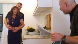 Captura de 'Hot Wives Cuckold Hubbies 3' nº 28