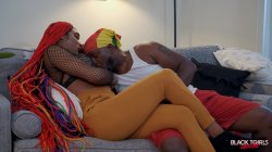 'Jordan Malanii Monroe Fuckes Her Man' screenshot nº 15
