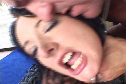 Wet Pussy Beauty Gets Plowed