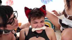 Captura de 'Kitty Femmes vs. Puppy Boy' nº 25