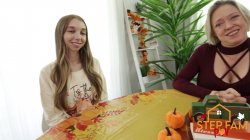 Captura de 'Little Step Sis Is Thankful For My Dick' nº 2