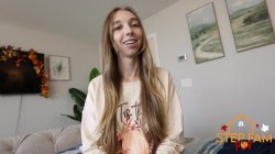 Captura de 'Little Step Sis Is Thankful For My Dick' nº 36
