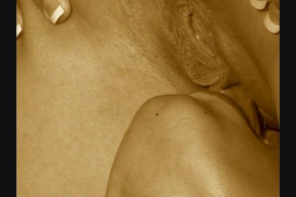 Bobbi Blair and Autumn Bliss Kiss and Play