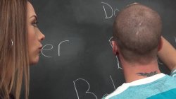 Captura de 'Hot For Teacher' nº 75