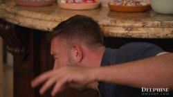 Captura de 'Behind The Scenes - The Production Assistant Seduces The Crew' nº 58
